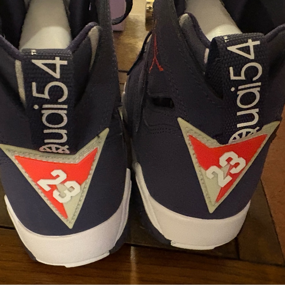 NEW AIR JORDAN 7 RETRO Q. NEUTRAL INDIGO/BRIGHT CRIMSON. MEN’S SIZE 9 - Picture 2 of 5